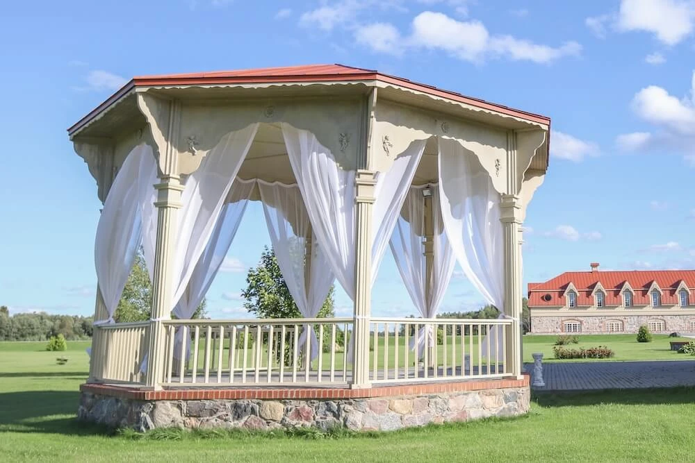 Paviljoni kaunistused